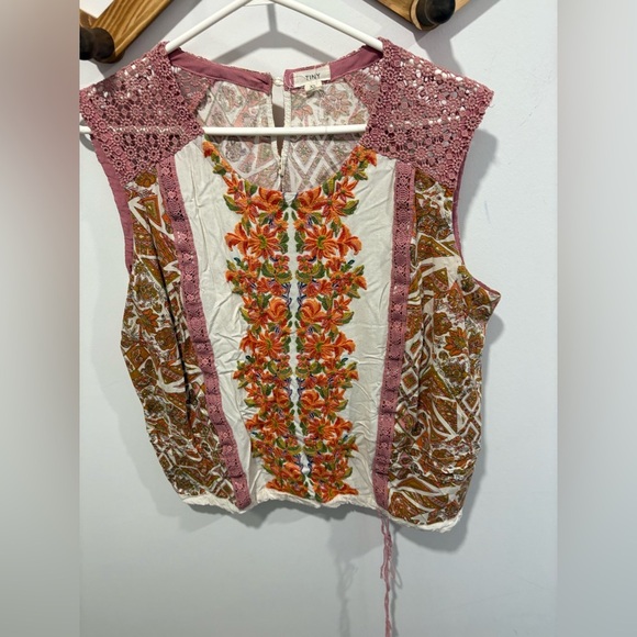 Anthropologie TINY Embroidered Floral Sleeveless Boho Chic Top Size XL - Picture 2 of 9